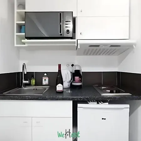 Charminng & Cosy T2 For Two In 13th Appartement